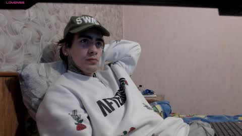 Fred online show from 02-05-25, 01:15