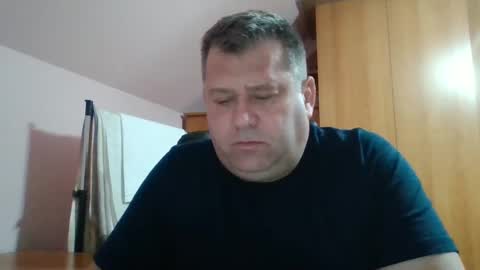 freeboy80180 online show from 12-25-24, 06:09