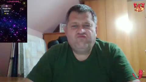 freeboy80180 online show from 12-01-25, 05:40