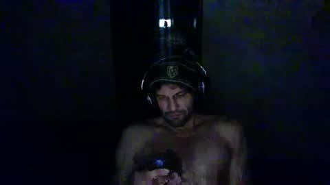 jasmineandaladin69 online show from 01-11-25, 09:57