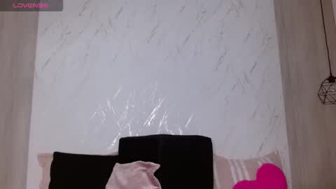 Snapshot of frehia chatting on 03-12-26, 08:15 frehia online show from 03-12-26, 08:15