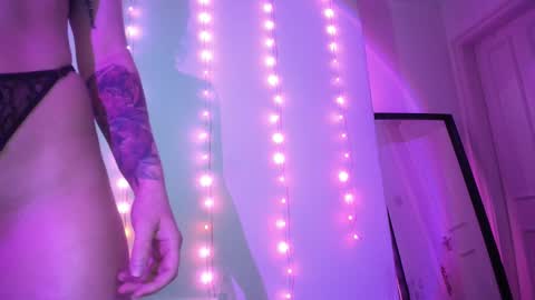 Snapshot of freja_fantasy chatting on 02-22-26, 12:15 Freja Fantasy online show from 02-22-26, 12:15