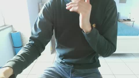 Snapshot of french_666999 chatting on 02-05-25, 01:54 French 666999 online show from 02-05-25, 01:54