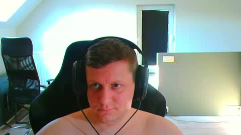 French fries online show from 07-06-26, 04:42