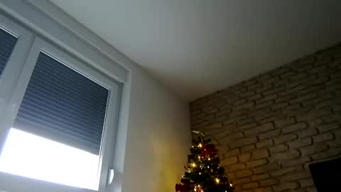 Horny french hard online show from 12-08-24, 09:46