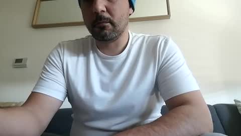 Horny french hard online show from 03-03-25, 08:38