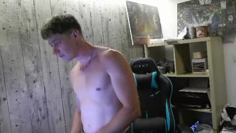 French Horny Bibs online show from 06-23-26, 08:18