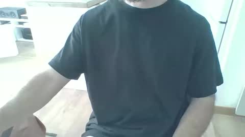 frenchlove8383 online show from 02-03-26, 09:25