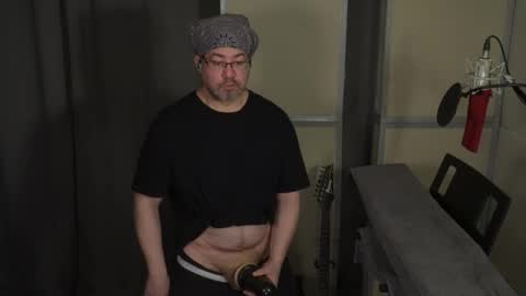 Snapshot of freqmoar chatting on 03-07-26, 03:31 freqmoar online show from 03-07-26, 03:31