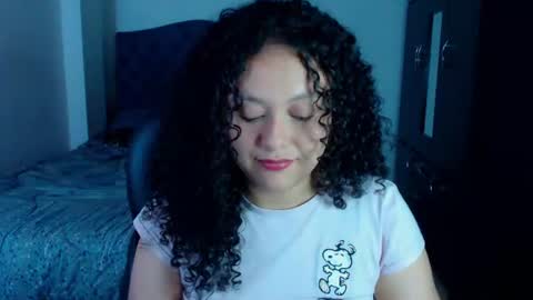 Snapshot of freud_x_louise1 chatting on 07-21-26, 01:08 Louise online show from 07-21-26, 01:08