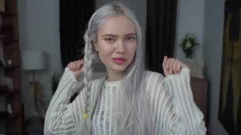 Freya online show from 03-08-26, 07:28