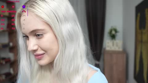 Snapshot of freya_ice_baby chatting on 03-26-26, 07:41 Freya online show from 03-26-26, 07:41