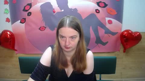 FreyaDak online show from 10-05-25, 05:06