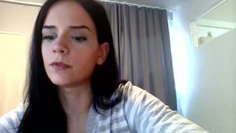 Freya online show from 01-27-25, 02:02