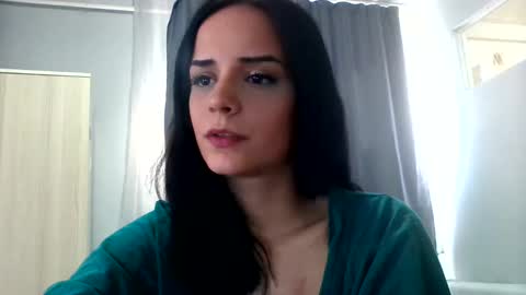 Freya online show from 02-12-25, 01:37