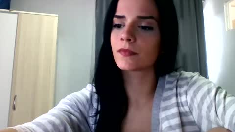 Freya online show from 03-02-25, 02:43