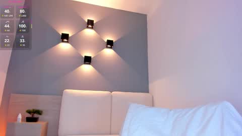 Snapshot of freyazimmerman_ chatting on 10-31-25, 10:05 Pau. online show from 10-31-25, 10:05