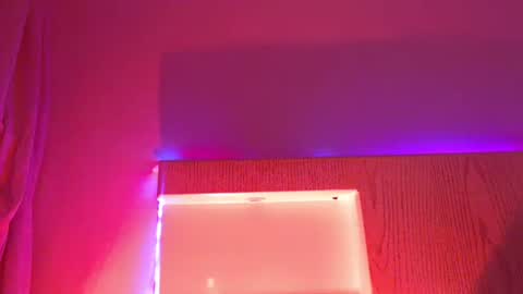 Snapshot of freyjashine_x chatting on 12-13-24, 07:25 FREYJA LOREN online show from 12-13-24, 07:25