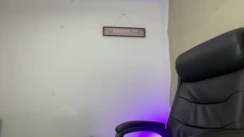 Snapshot of freyva_ chatting on 03-09-26, 08:51 freyva_ online show from 03-09-26, 08:51