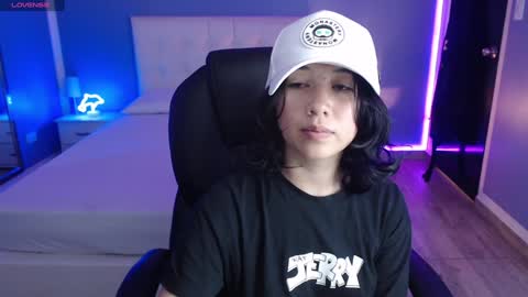 Snapshot of frida_lassi_ chatting on 01-16-25, 08:25 frida_lassi_ online show from 01-16-25, 08:25