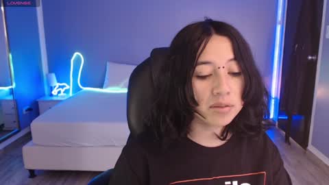 Snapshot of frida_lassi_ chatting on 01-30-25, 12:27 frida_lassi_ online show from 01-30-25, 12:27