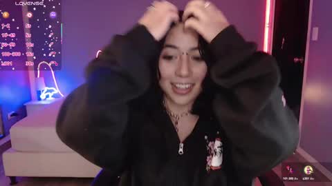 Snapshot of frida_lassi_ chatting on 02-11-25, 06:44 frida_lassi_ online show from 02-11-25, 06:44