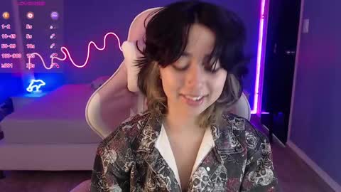 Snapshot of frida_lassi_ chatting on 03-06-25, 01:24 frida_lassi_ online show from 03-06-25, 01:24