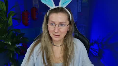 Frida Tander online show from 12-30-24, 12:09