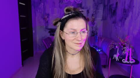 Frida Tander online show from 01-01-25, 12:11