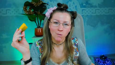 Frida Tander online show from 01-03-25, 09:15