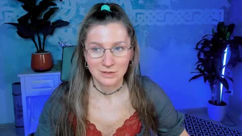 Frida Tander online show from 01-24-25, 09:06