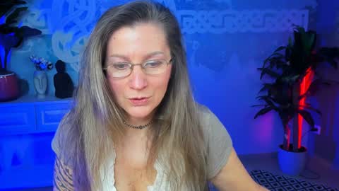 Frida Tander online show from 02-03-25, 09:08