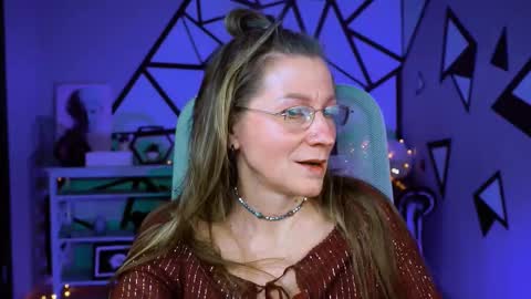 Frida Tander online show from 02-16-25, 01:05