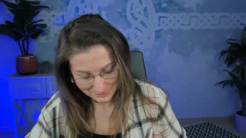 Frida Tander online show from 03-07-25, 05:38