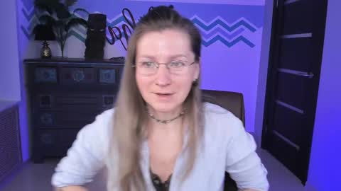 Frida Tander online show from 03-10-25, 09:10