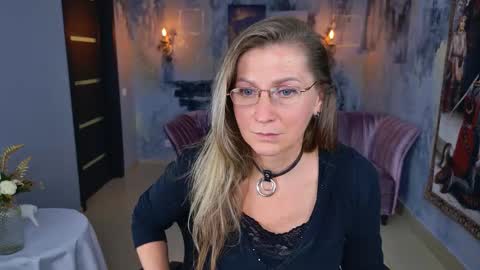 Frida Tander online show from 09-11-25, 05:46