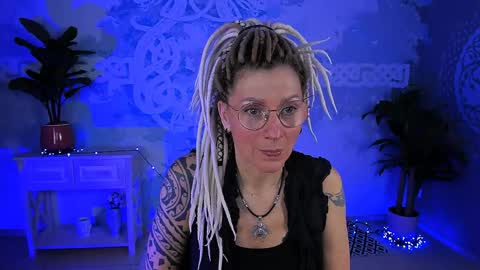 Frida Tander online show from 05-02-26, 05:23