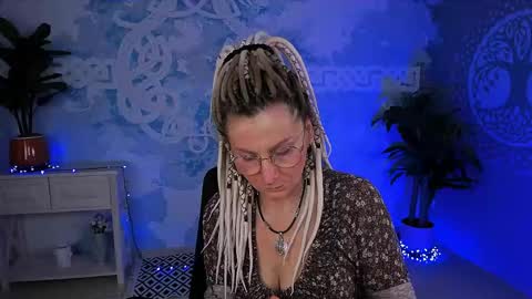 Frida Tander online show from 05-07-26, 05:24