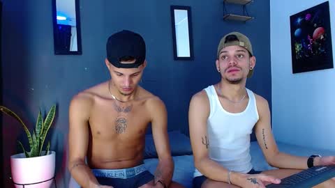 Snapshot of friendsofeverything_ chatting on 12-07-24, 03:30 Adam y pitter online show from 12-07-24, 03:30