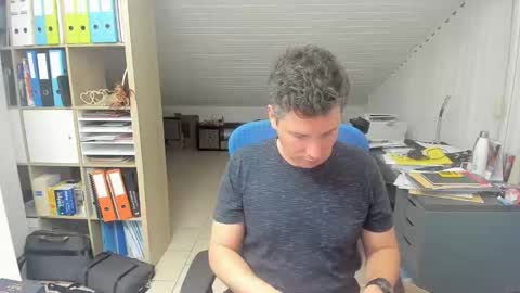 Francois online show from 10-03-25, 05:32