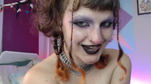 cherry online show from 10-26-25, 06:25