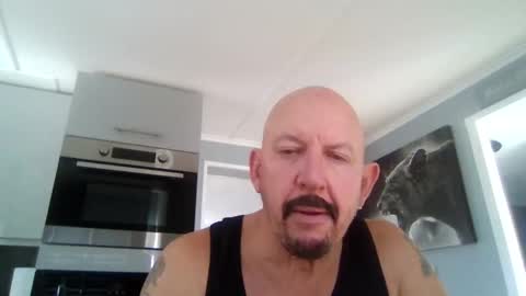 Snapshot of friskyneedsum chatting on 03-04-25, 10:35 bob online show from 03-04-25, 10:35