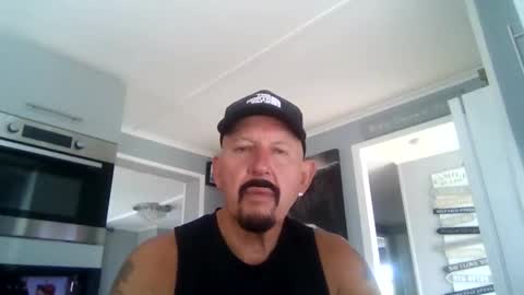 Snapshot of friskyneedsum chatting on 09-17-25, 09:22 bob online show from 09-17-25, 09:22