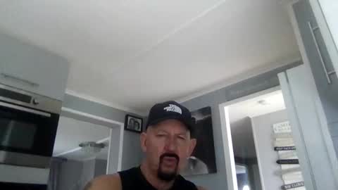 Snapshot of friskyneedsum chatting on 11-11-25, 02:50 bob online show from 11-11-25, 02:50