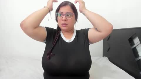 Lucy online show from 10-28-25, 07:27