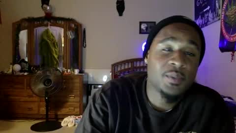 Snapshot of fromthabac chatting on 12-18-25, 05:57 fromthabac online show from 12-18-25, 05:57