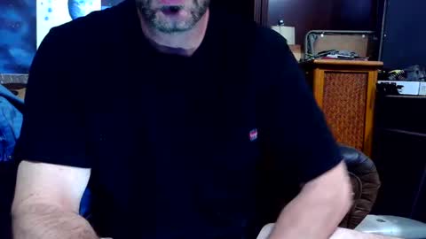 frostydhoman1221 online show from 04-30-26, 03:51