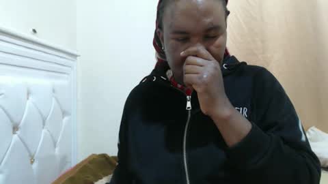 Snapshot of fruity28 chatting on 10-19-25, 11:22 fruity28 online show from 10-19-25, 11:22