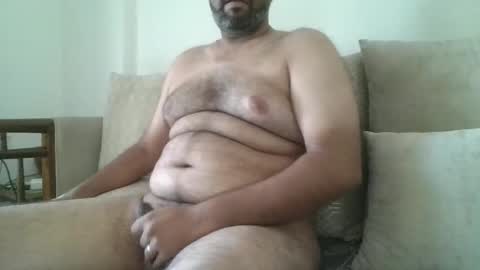 fruti loops  Bull online show from 11-23-25, 06:57