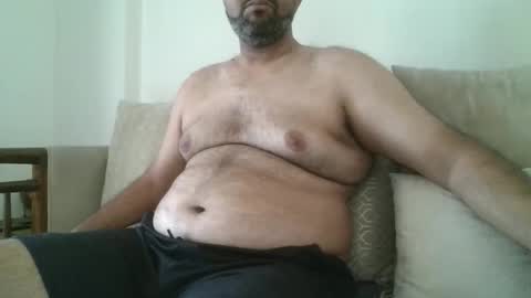 fruti loops  Bull online show from 12-23-25, 06:33